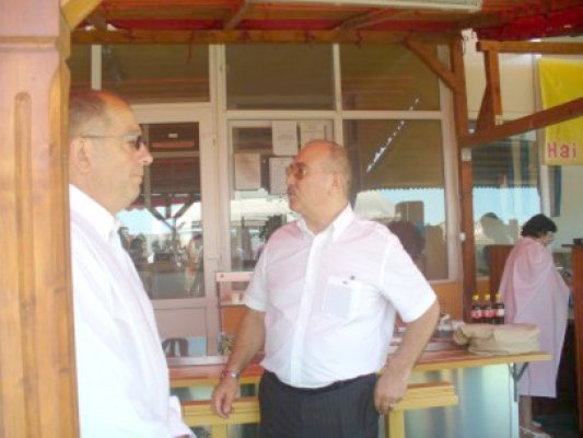 Mâncare veche şi săracă la restaurantele din Mamaia